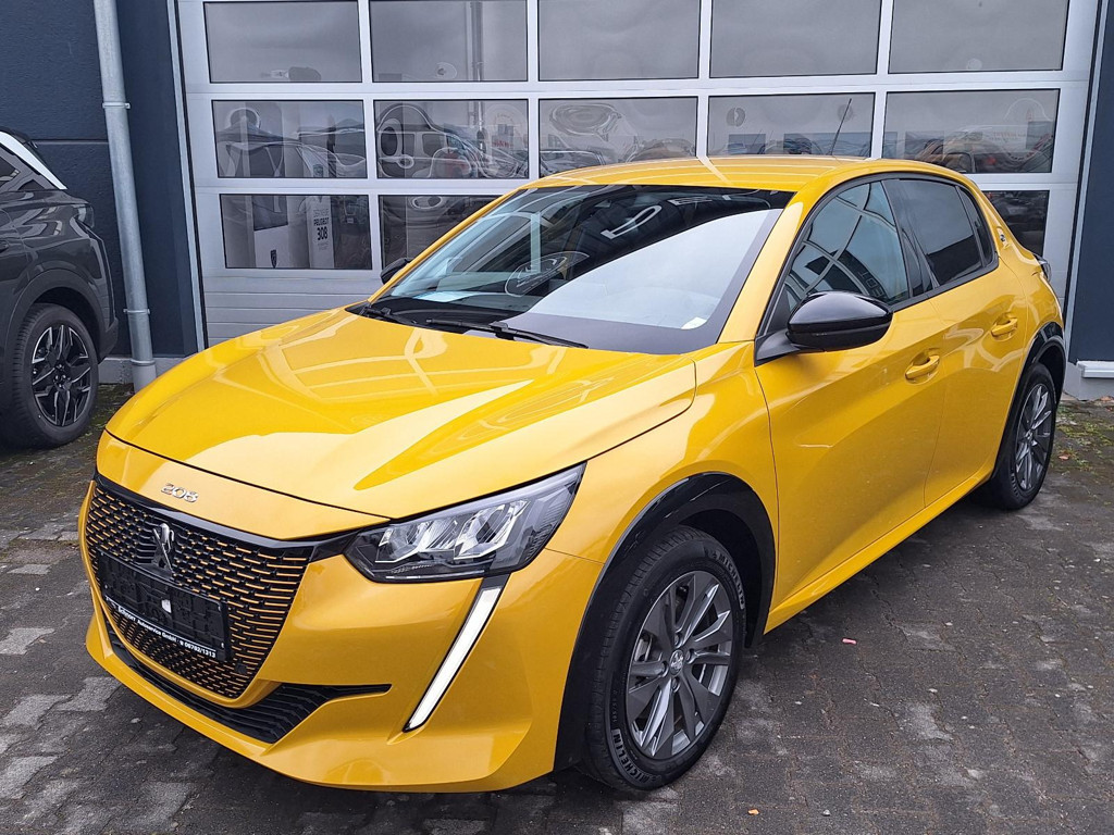 Peugeot e-208 Allure Pack