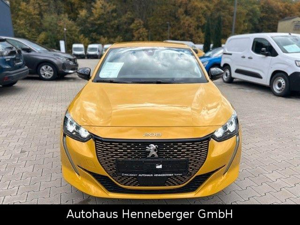 Peugeot e-208