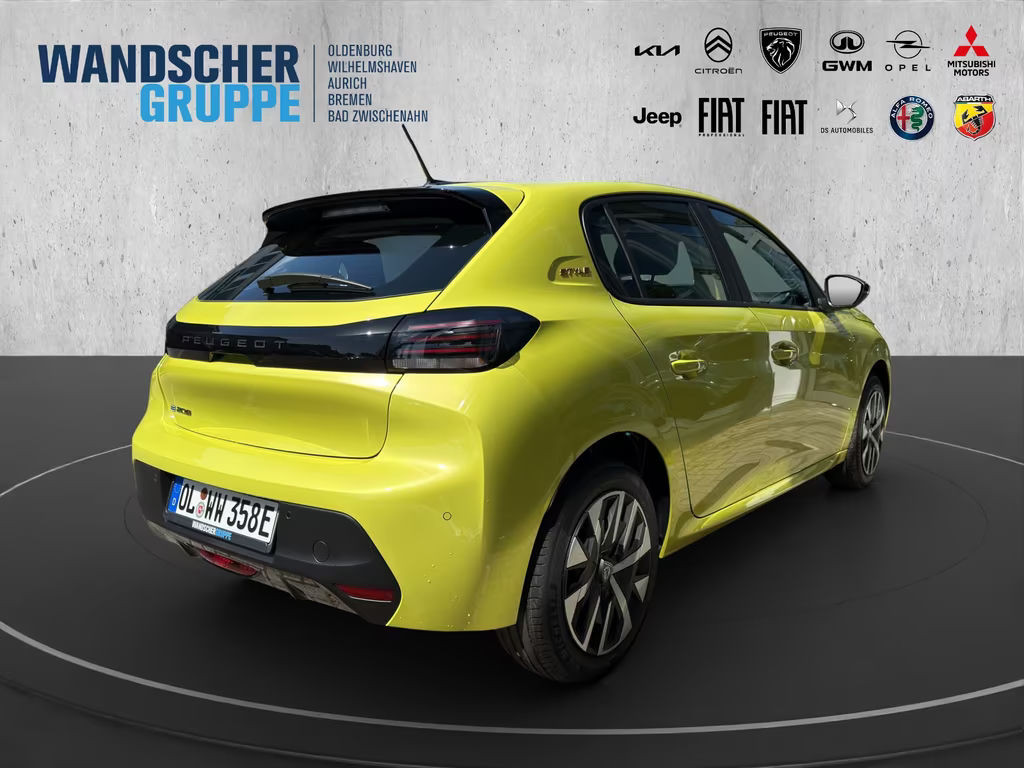 Peugeot e-208