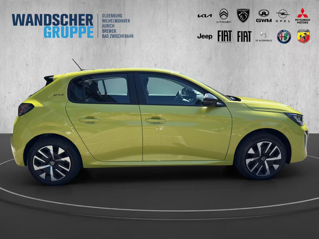 Peugeot e-208