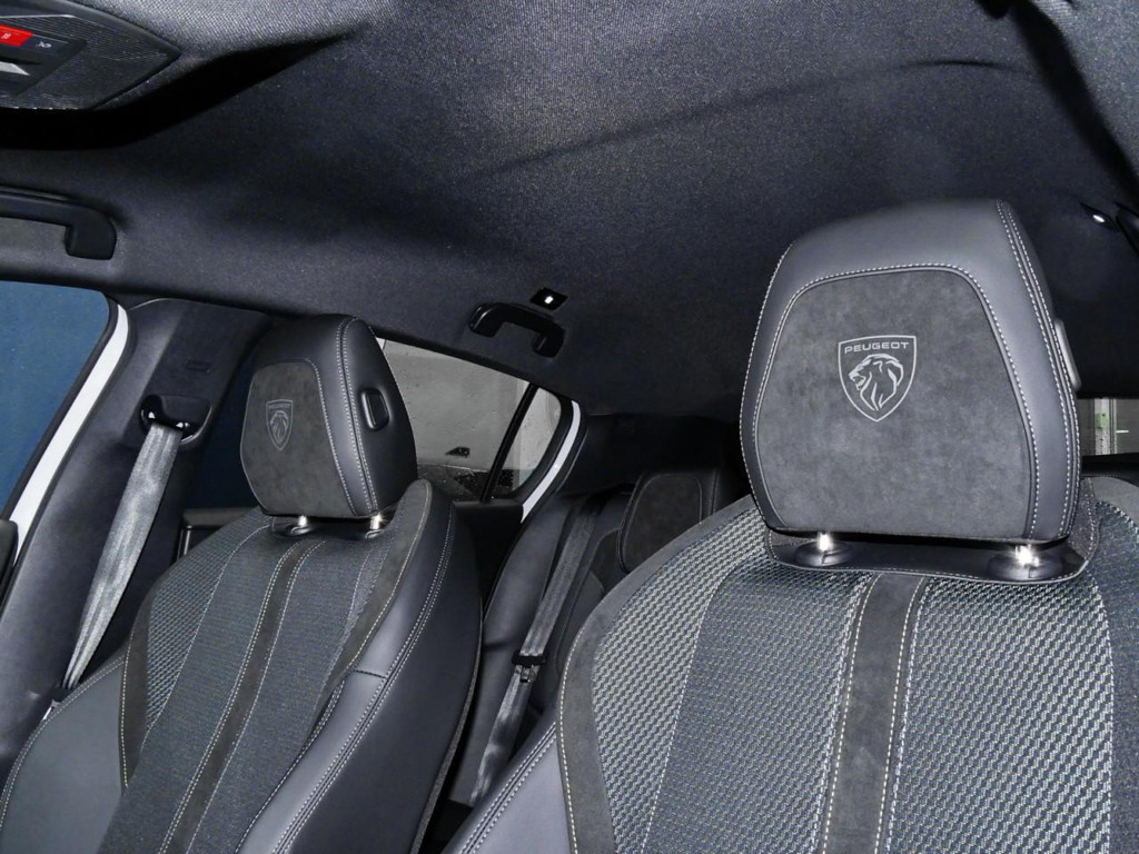 Peugeot e-308