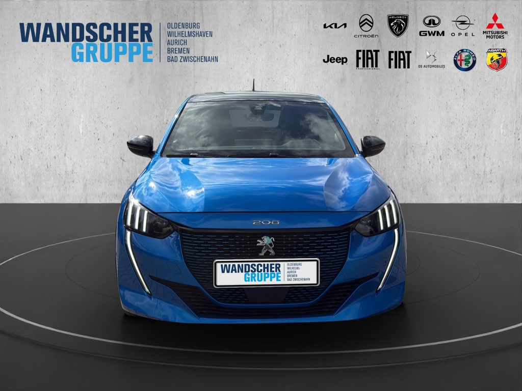 Peugeot e-208