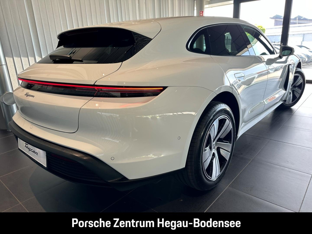 Porsche Taycan Sport Turismo