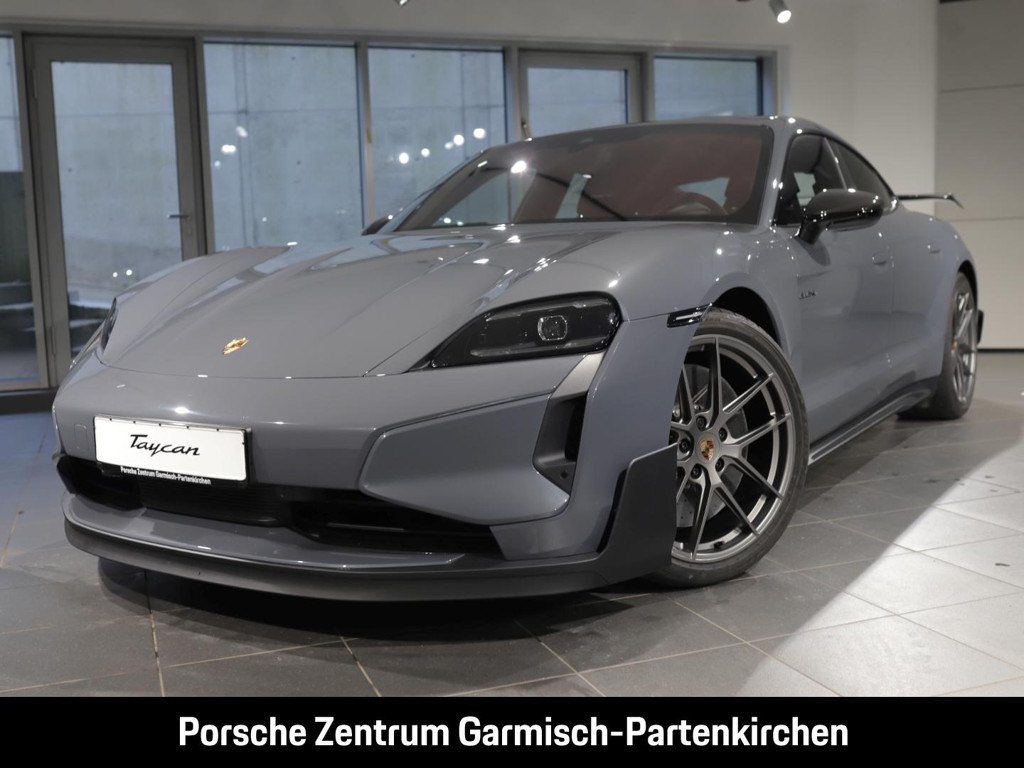 Porsche Taycan Turbo