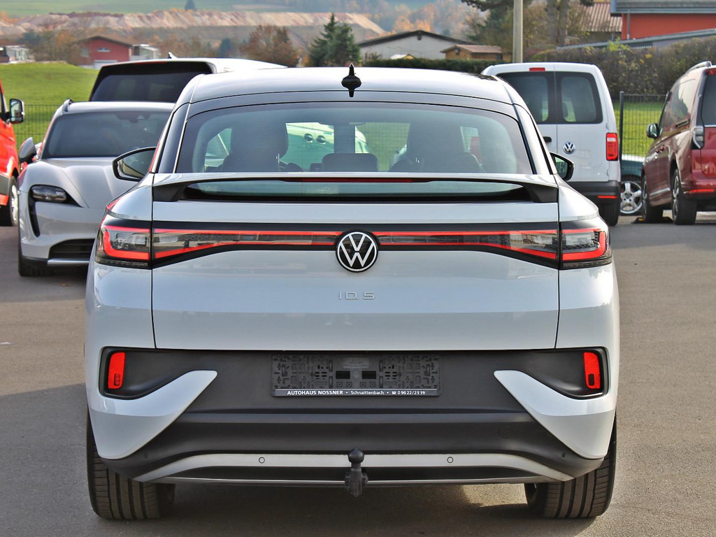 Volkswagen ID.5