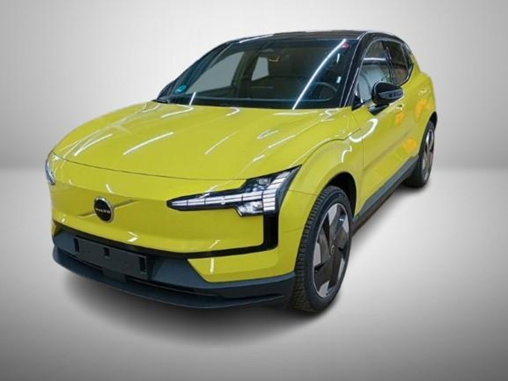 Volvo EX30 Plus Extended range