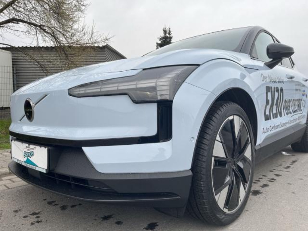 Volvo EX30
