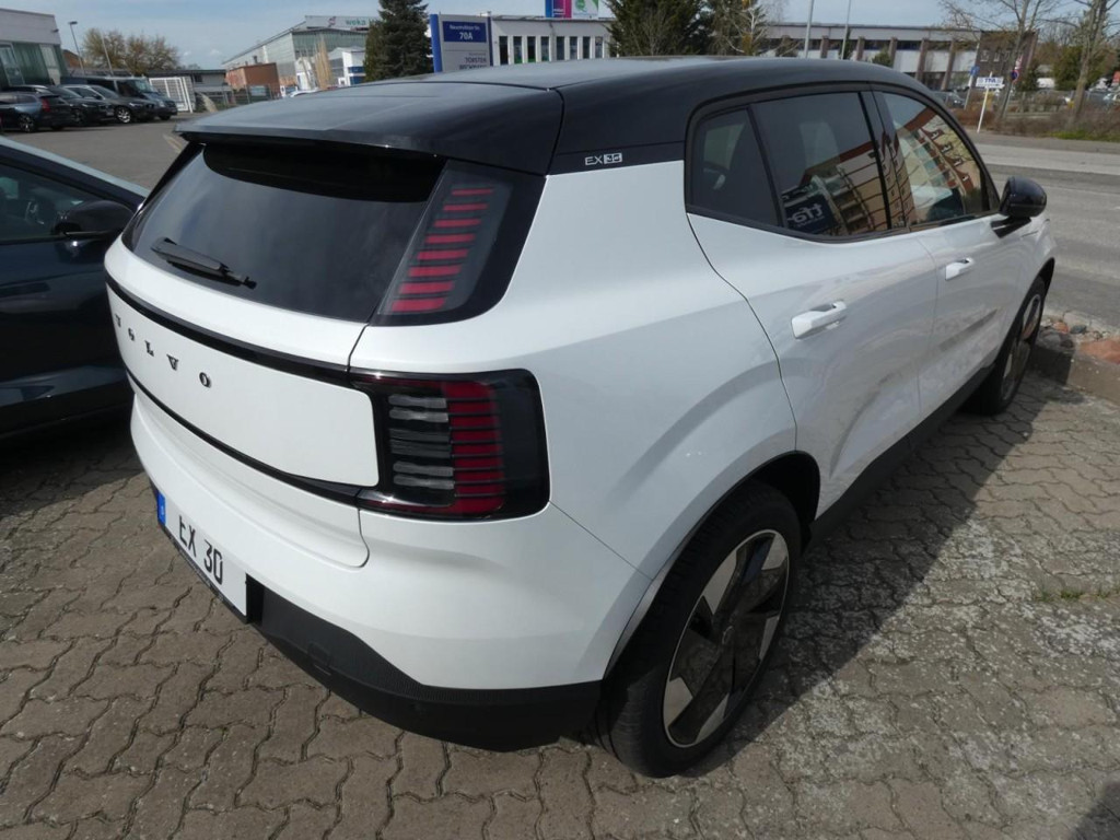 Volvo EX30