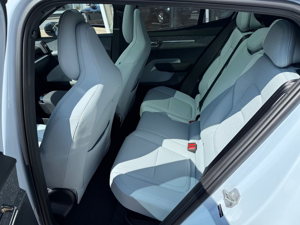 Volvo EX30