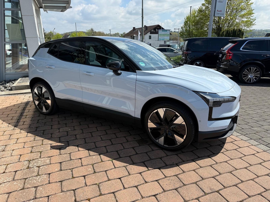 Volvo EX30