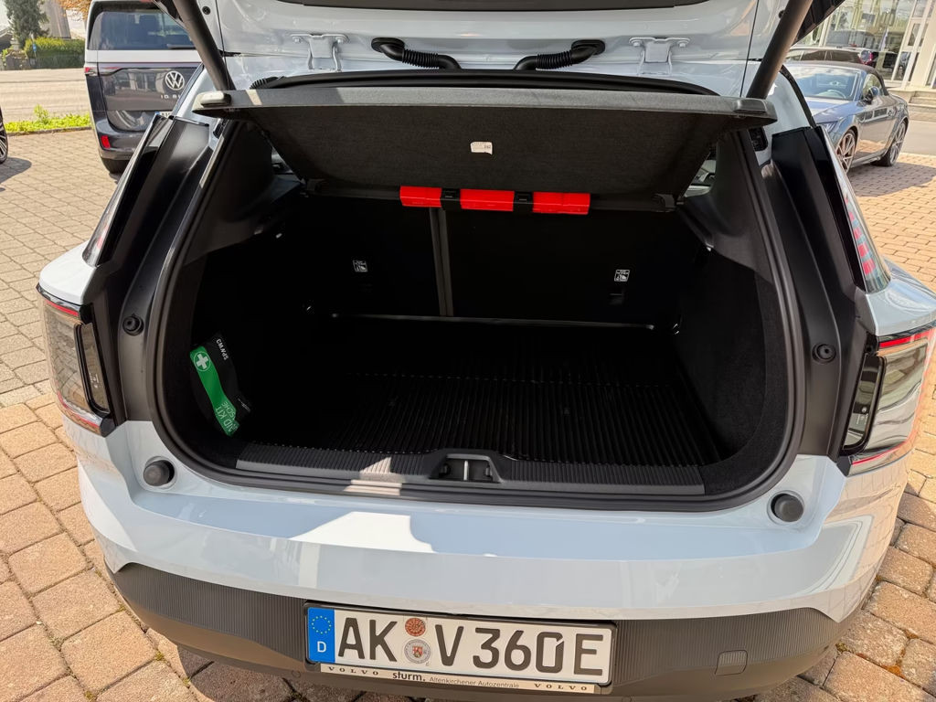 Volvo EX30