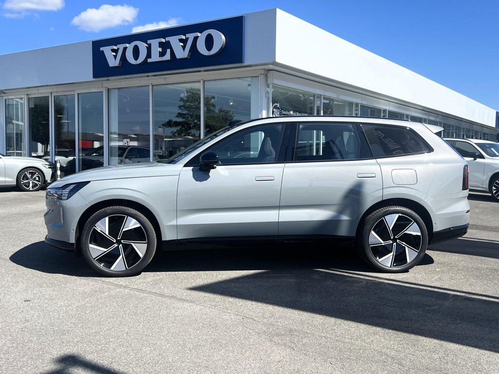 Volvo EX90