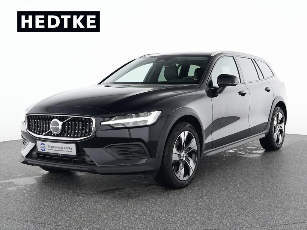 Volvo V60 Cross Country AWD Plus