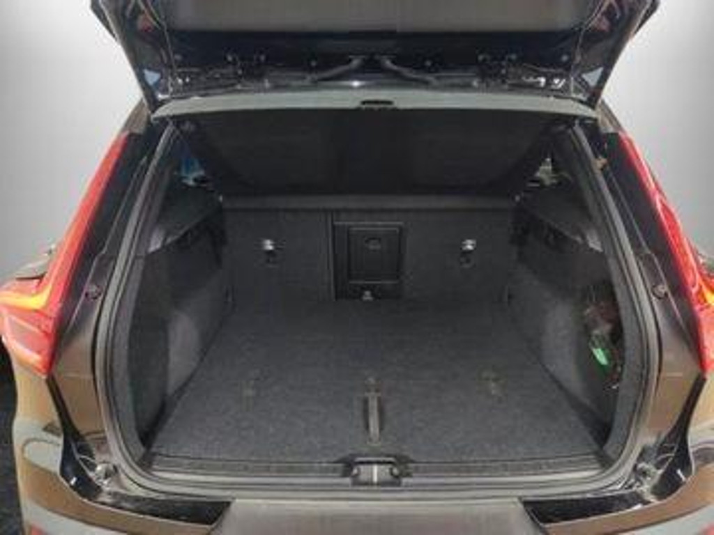 Volvo XC40 Plus