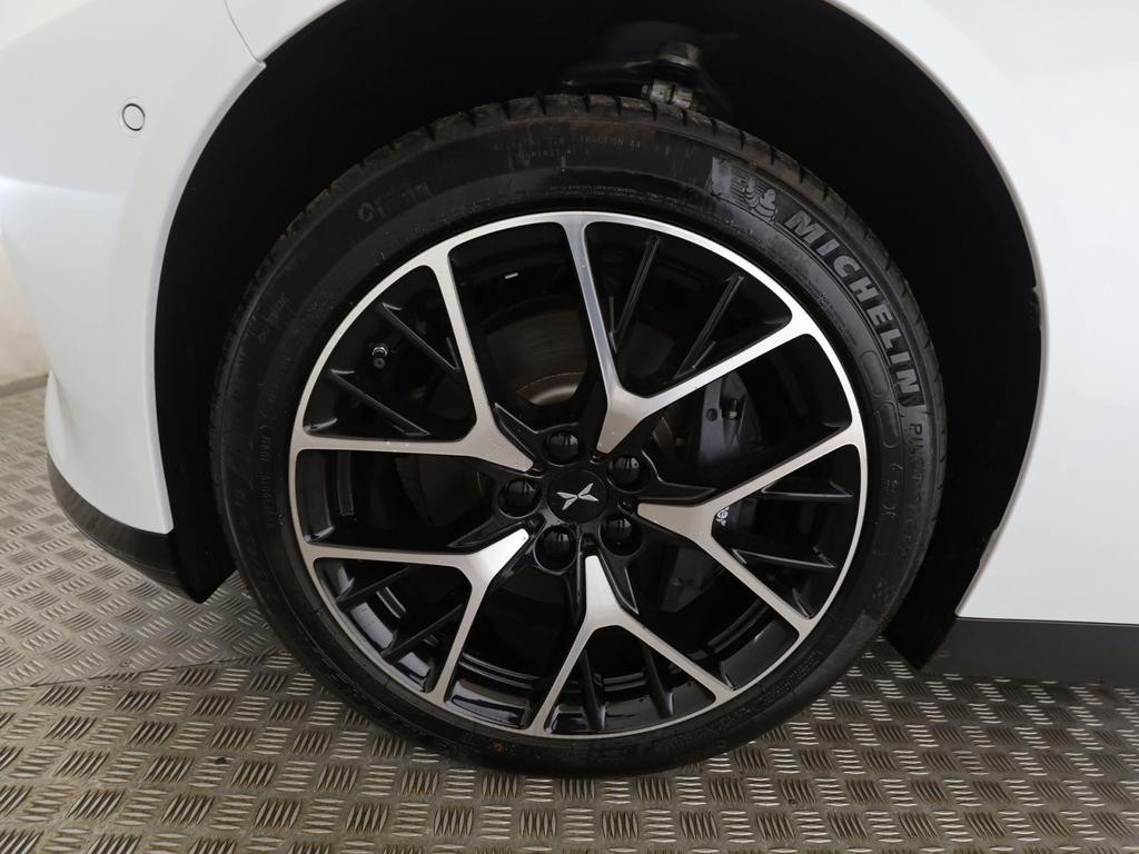 Xpeng P7
