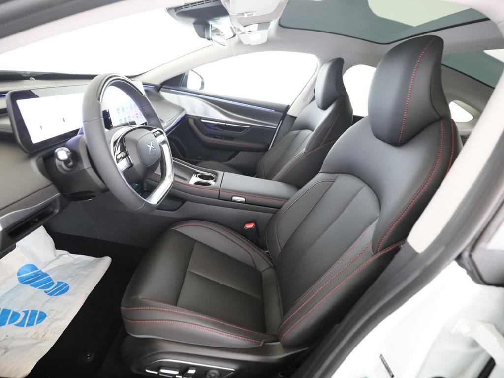 Xpeng P7