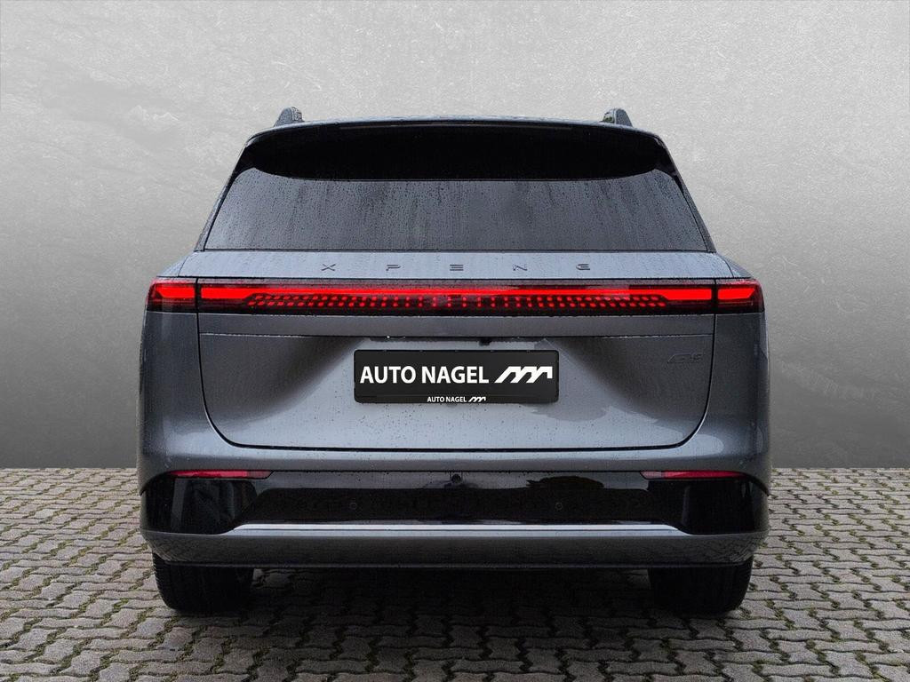 Xpeng G9