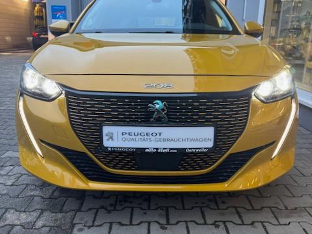 Peugeot e-208