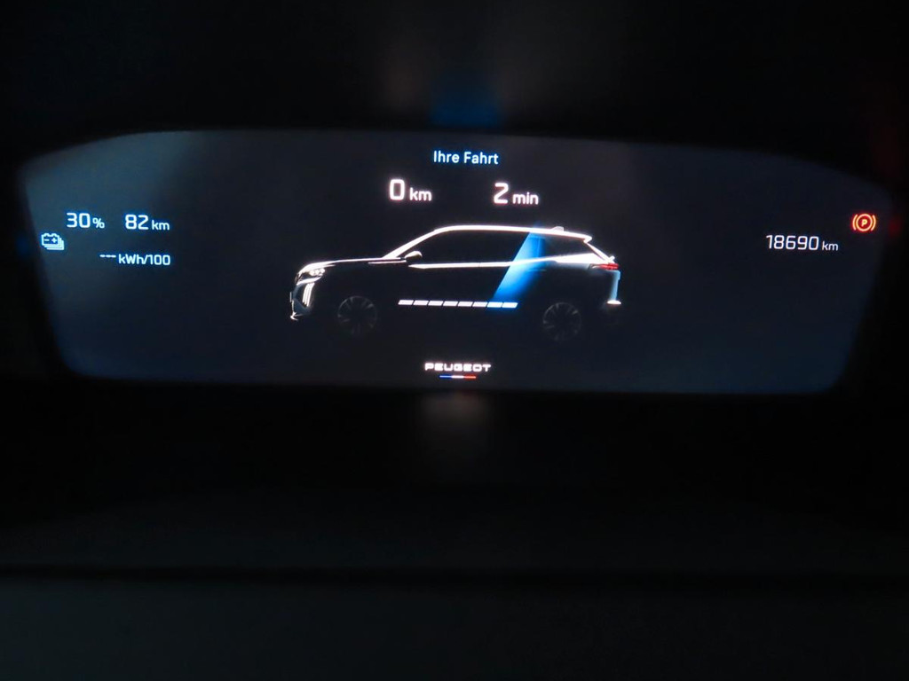 Peugeot e-2008
