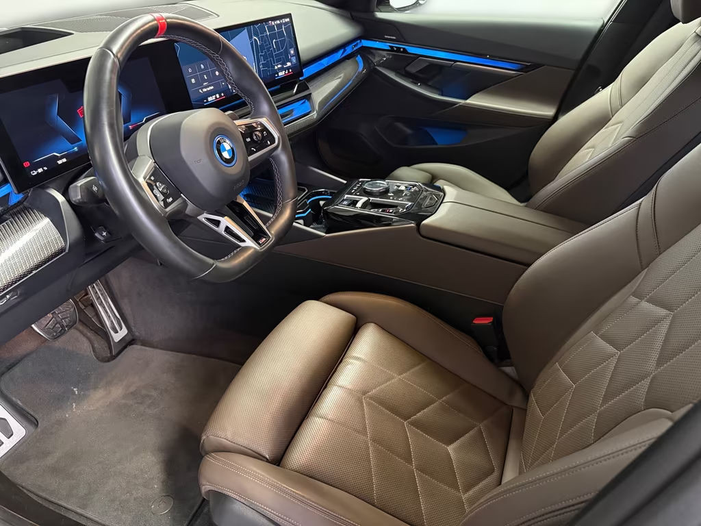 BMW i5