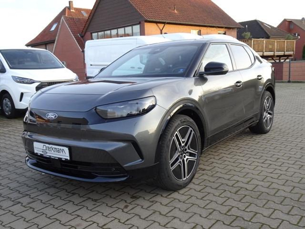 Ford Capri RWD Premium