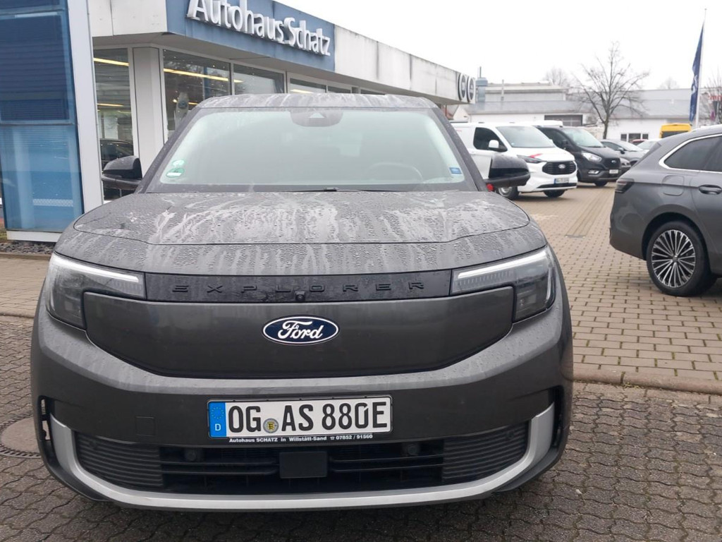 Ford Explorer RWD Premium