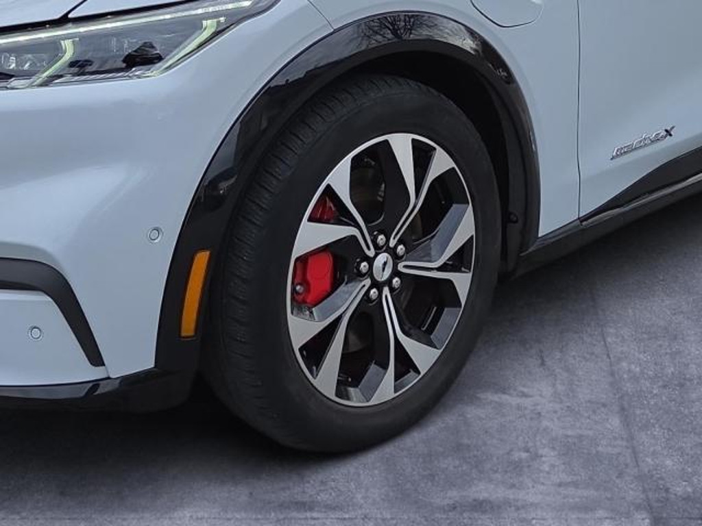 Ford Mustang Mach-E AWD 98 kWh