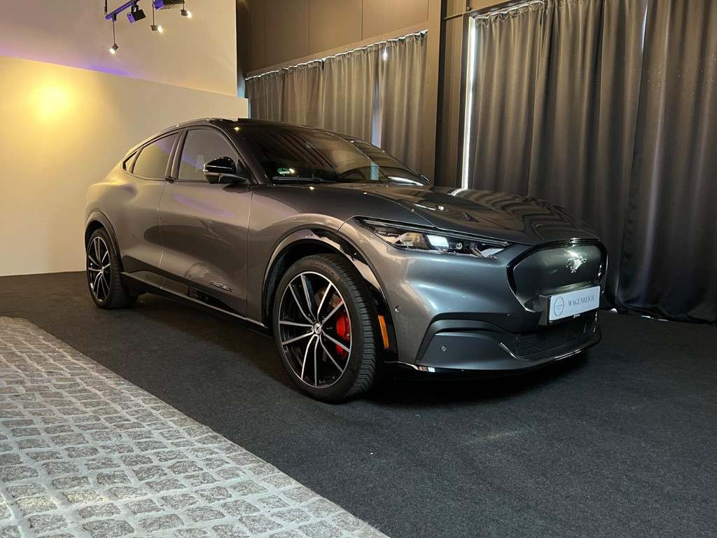 Ford Mustang Mach-E Premium