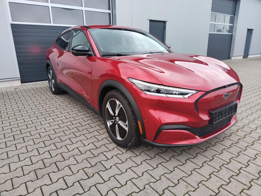 Ford Mustang Mach-E RWD