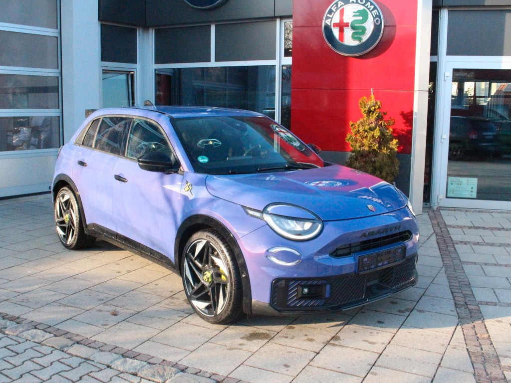 Abarth 600e Scorpionissima