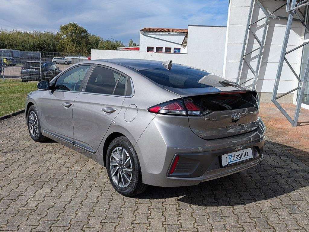 Hyundai Ioniq