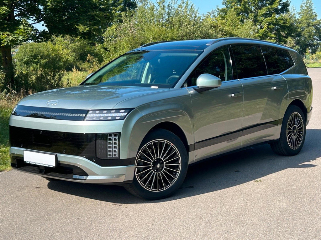 Hyundai IONIQ 9 UNIQ