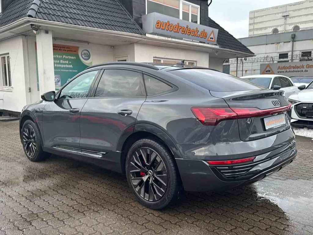 Audi Q8 e-tron