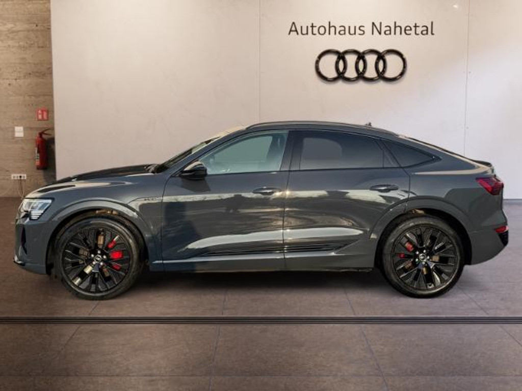 Audi Q8 e-tron