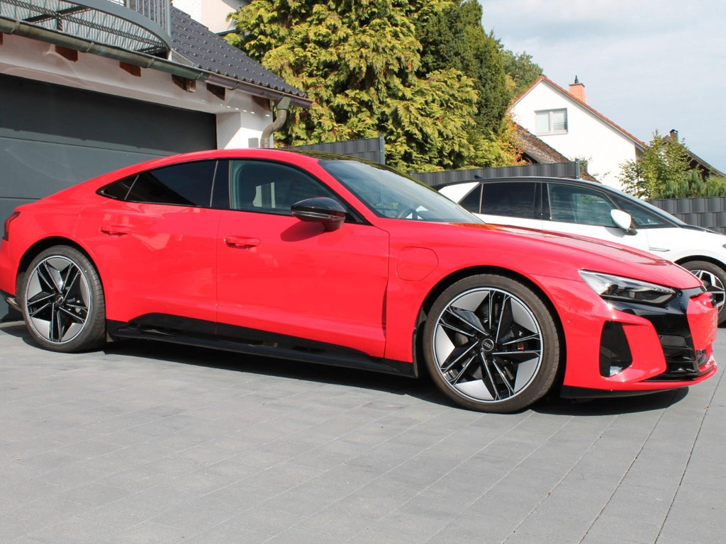 Audi e-tron GT