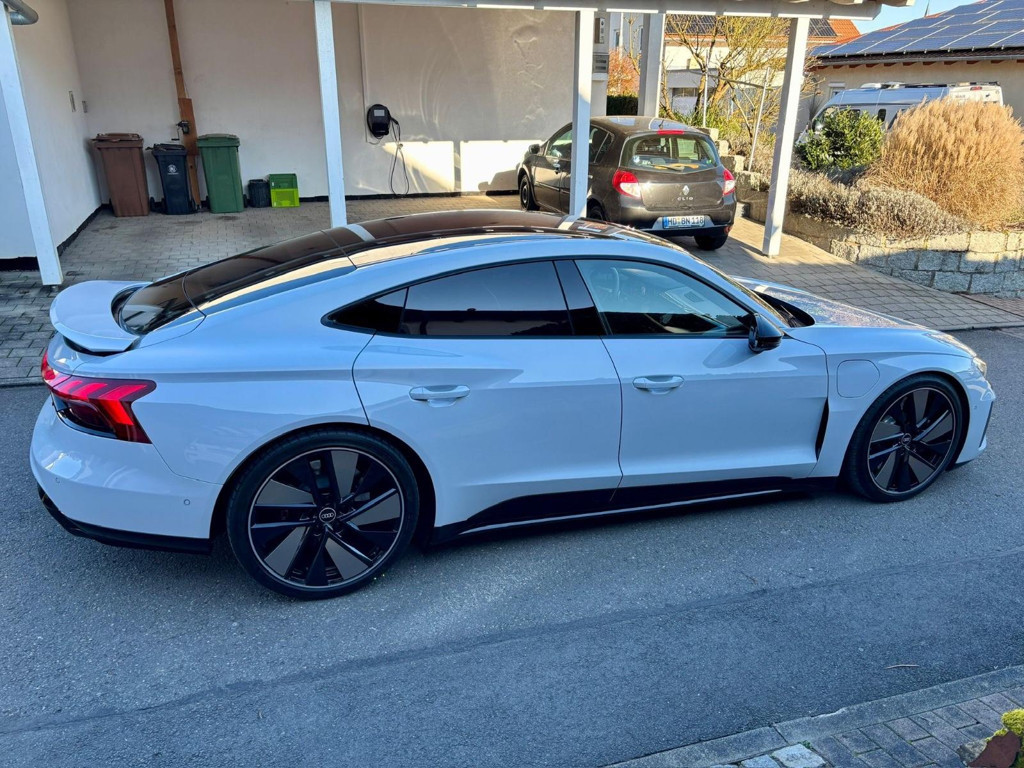 Audi e-tron GT