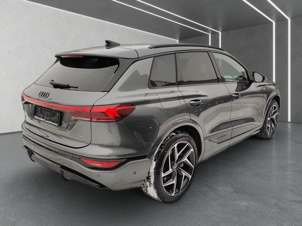 Audi Q6 e-tron S-Line