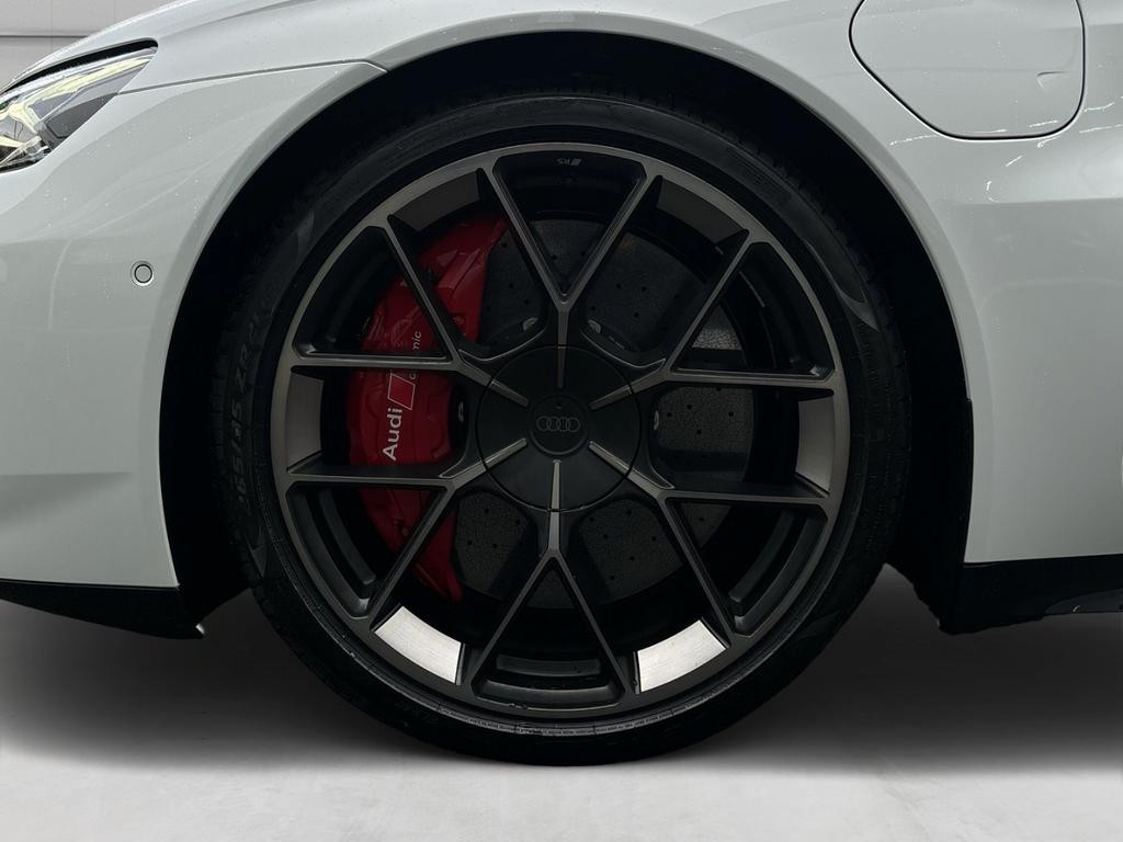 Audi RS e-tron GT