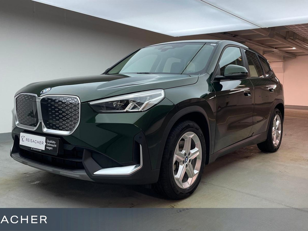 BMW iX1 xDrive30
