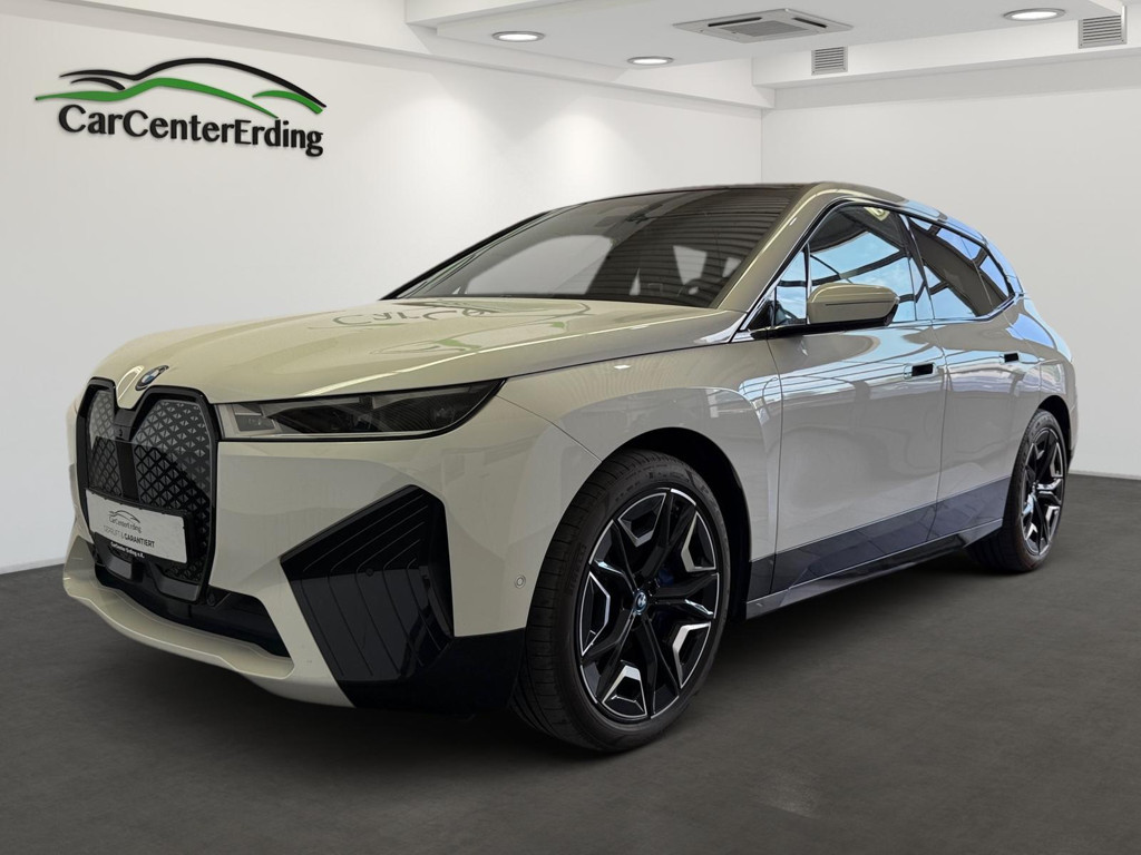 BMW iX 40xDrive*Sport*Laser*ACC*360*PanoSkyL*AHK*H&K