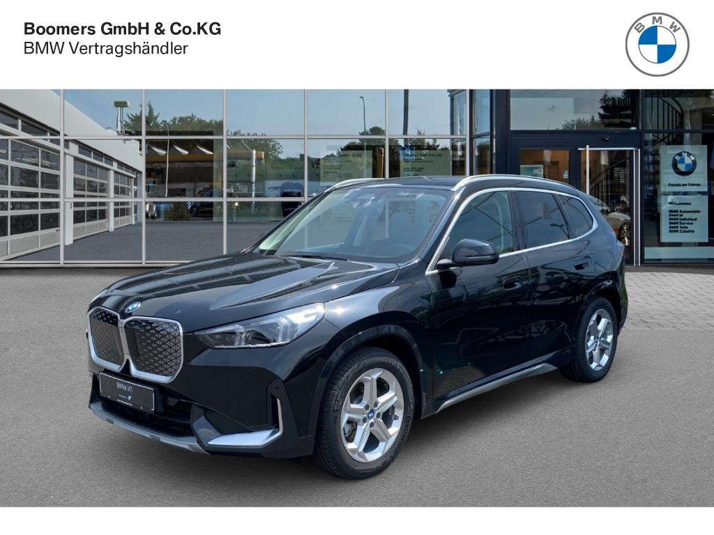 BMW iX1 xDrive30