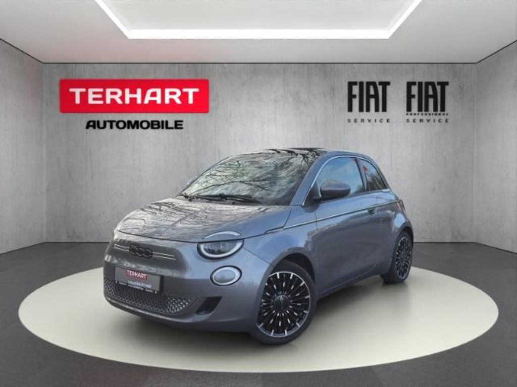 Fiat 500e La Prima