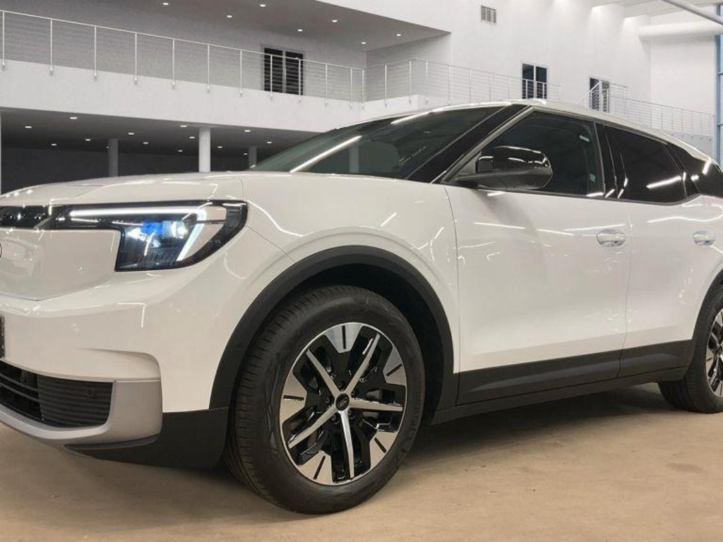 Ford Explorer RWD Extended range EV