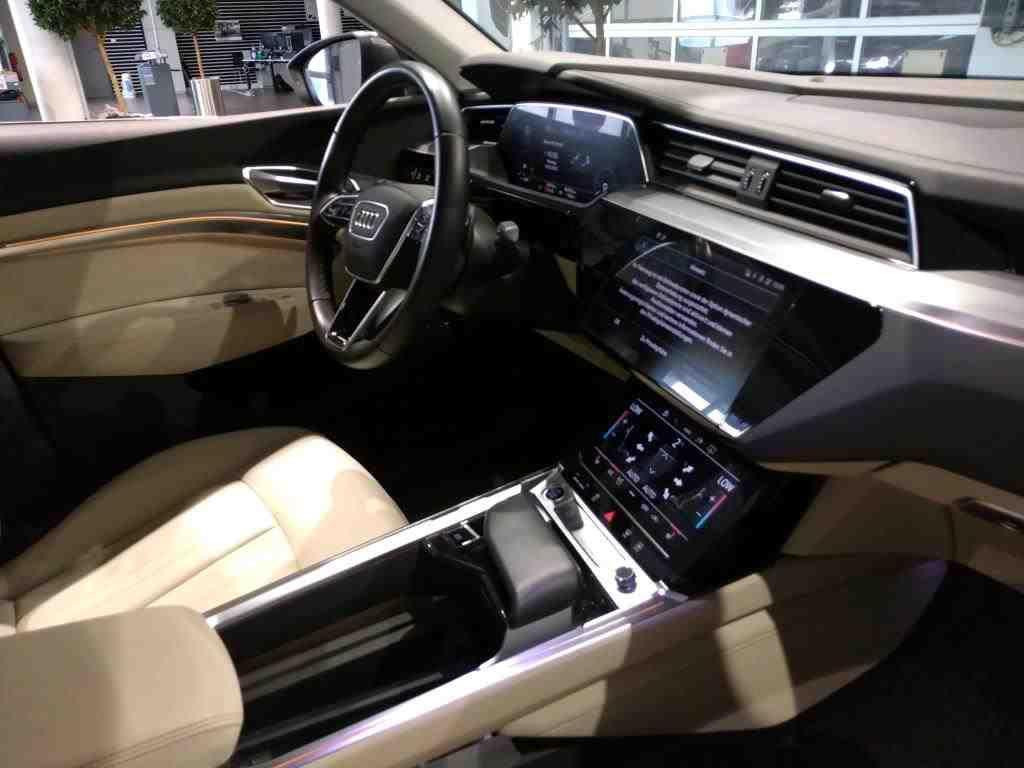 Audi e-tron