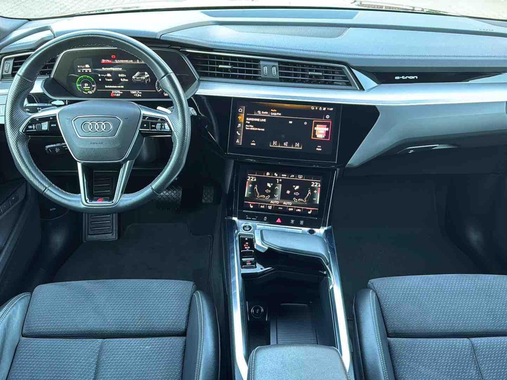 Audi e-tron