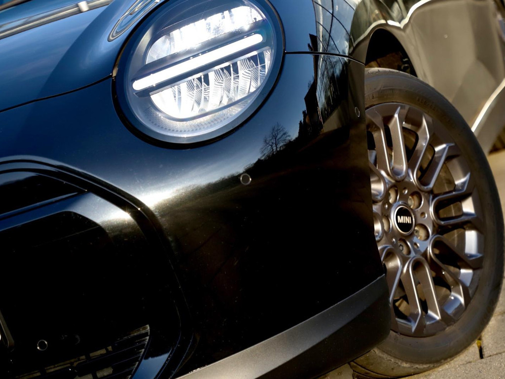 Mini Cooper E Essential