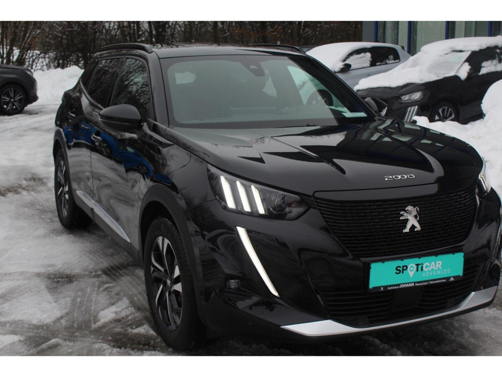 Peugeot e-2008