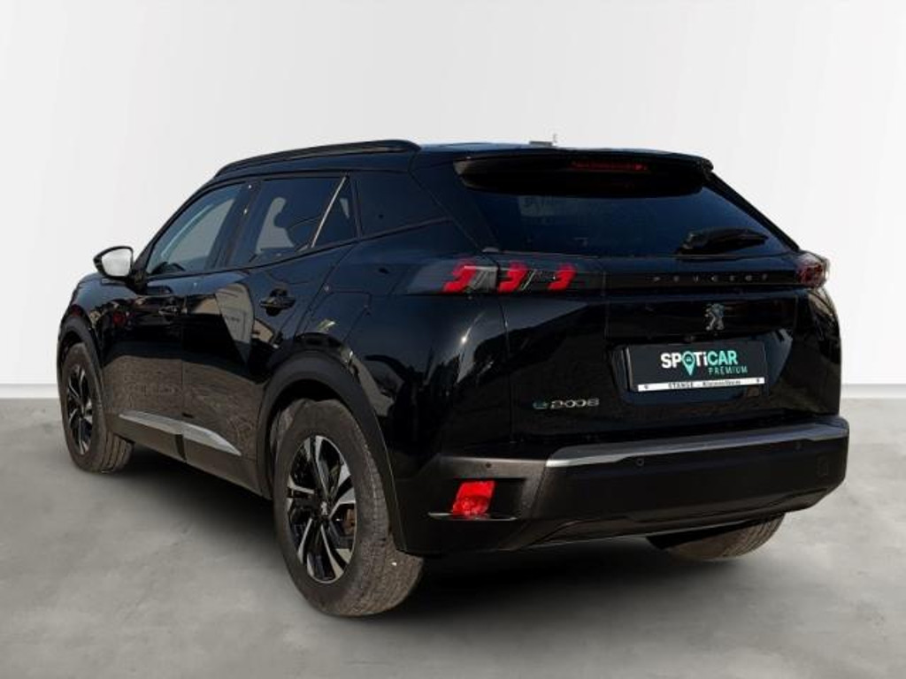 Peugeot e-2008