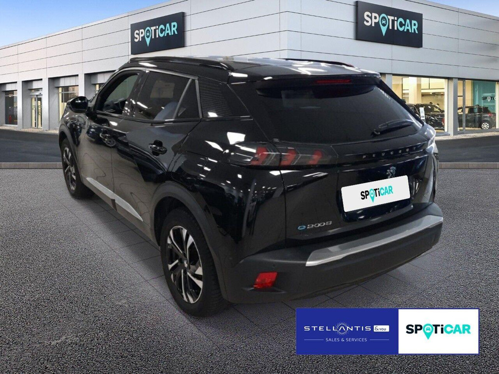 Peugeot e-2008