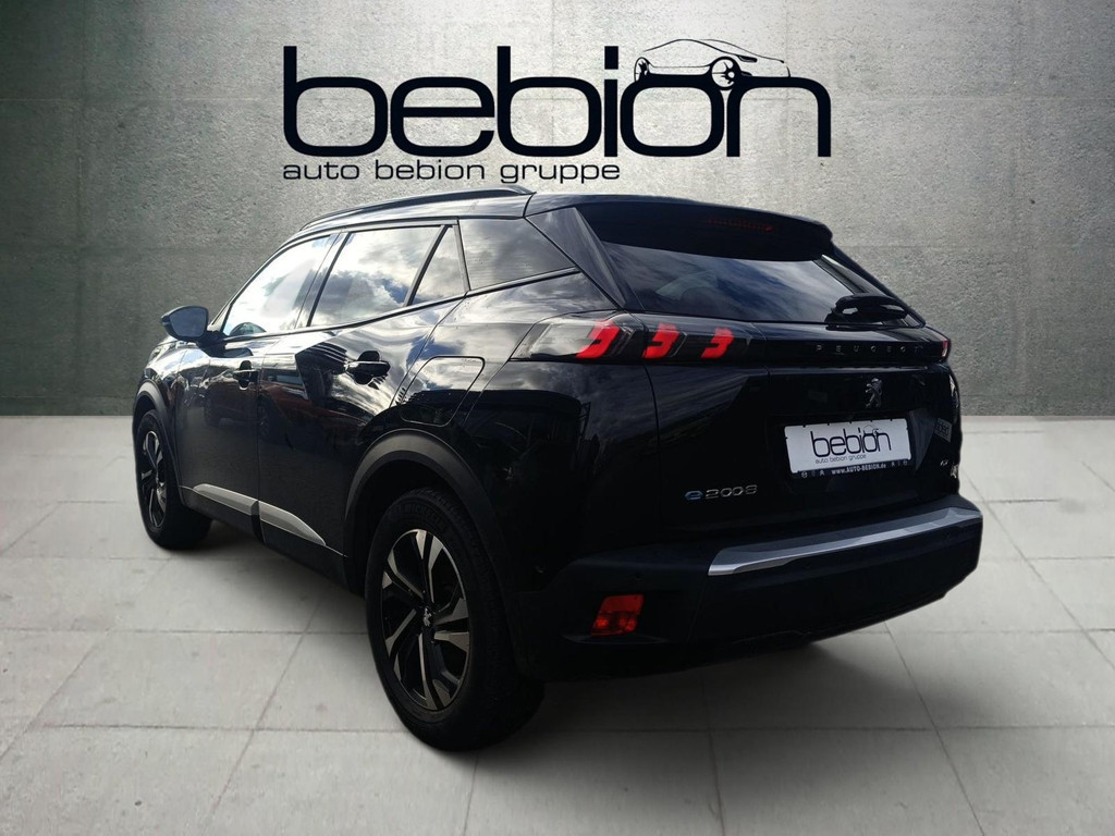 Peugeot e-2008